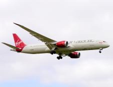 787-9 G-VAHH Approaching EMA 21/03/2015