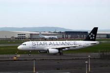 G-midx Airbus A320-232