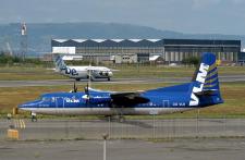 OO-VLR Fokker 50  & G-JEBD BAe 146