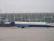 United Express Canadair CL-600-2C10 Regional Jet CRJ-701ER