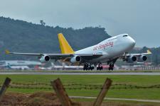 Air Hongkong Boeing 747-444BCF, B-HUS.