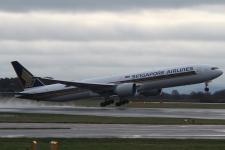 Singapore Airlines B777-312ER, 9V-SWA