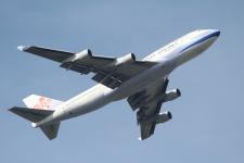 China Airlines B747-409, B18203