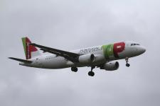 Tap Portugal A320-214 # CS-TNS @ Manchester 28/10/2012.
