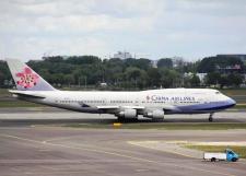 B747-409 # B-18201 @ Schiphol 15/05/2011.