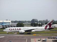 B777-FDZ # A7-BFA @ Schiphol 16/05/2011.