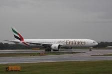 Emirates Boeing 777-31HER A6-EBP.