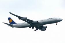 Lufthansa A340